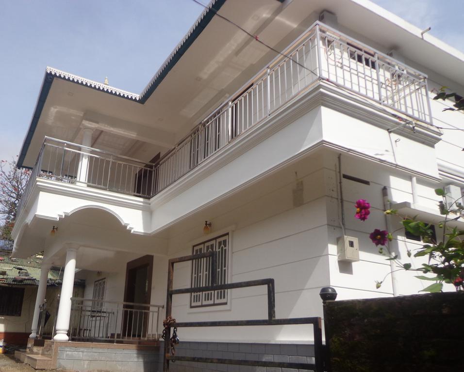 Aarons Cottage Munnar Exteriör bild